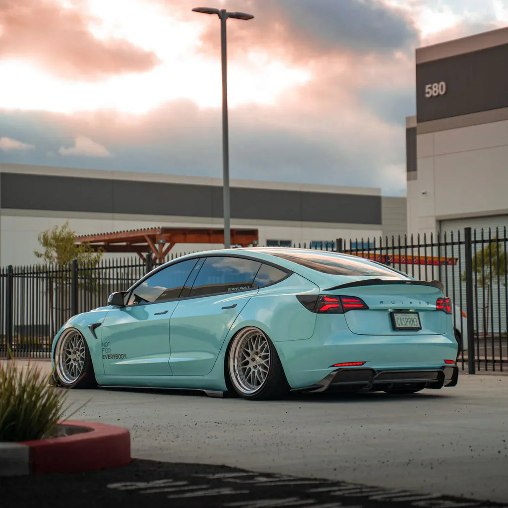 TESLA MODEL 3 CARBON FIBER SPOILER V2