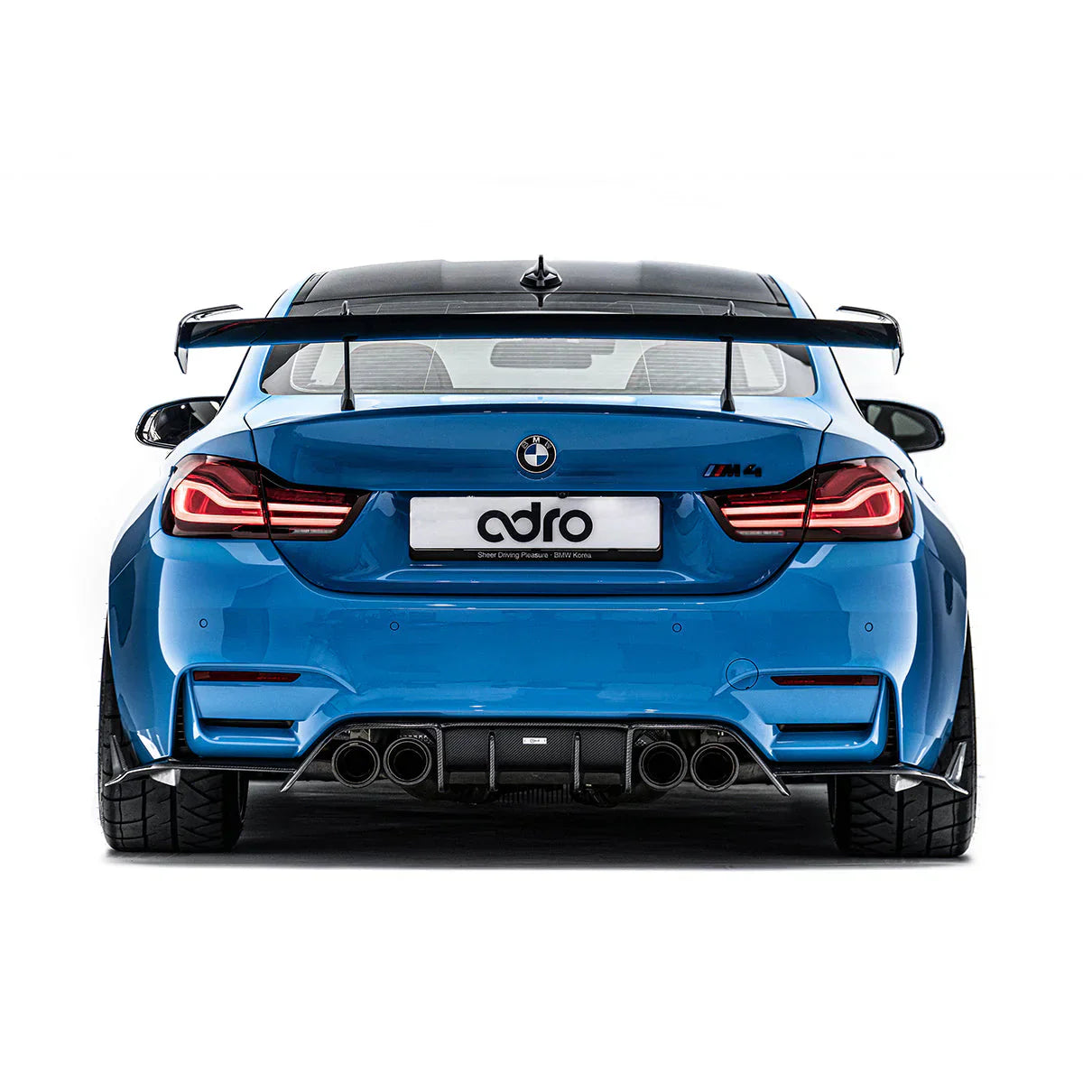 BMW F82 M4 AT-R1 SWAN NECK WING