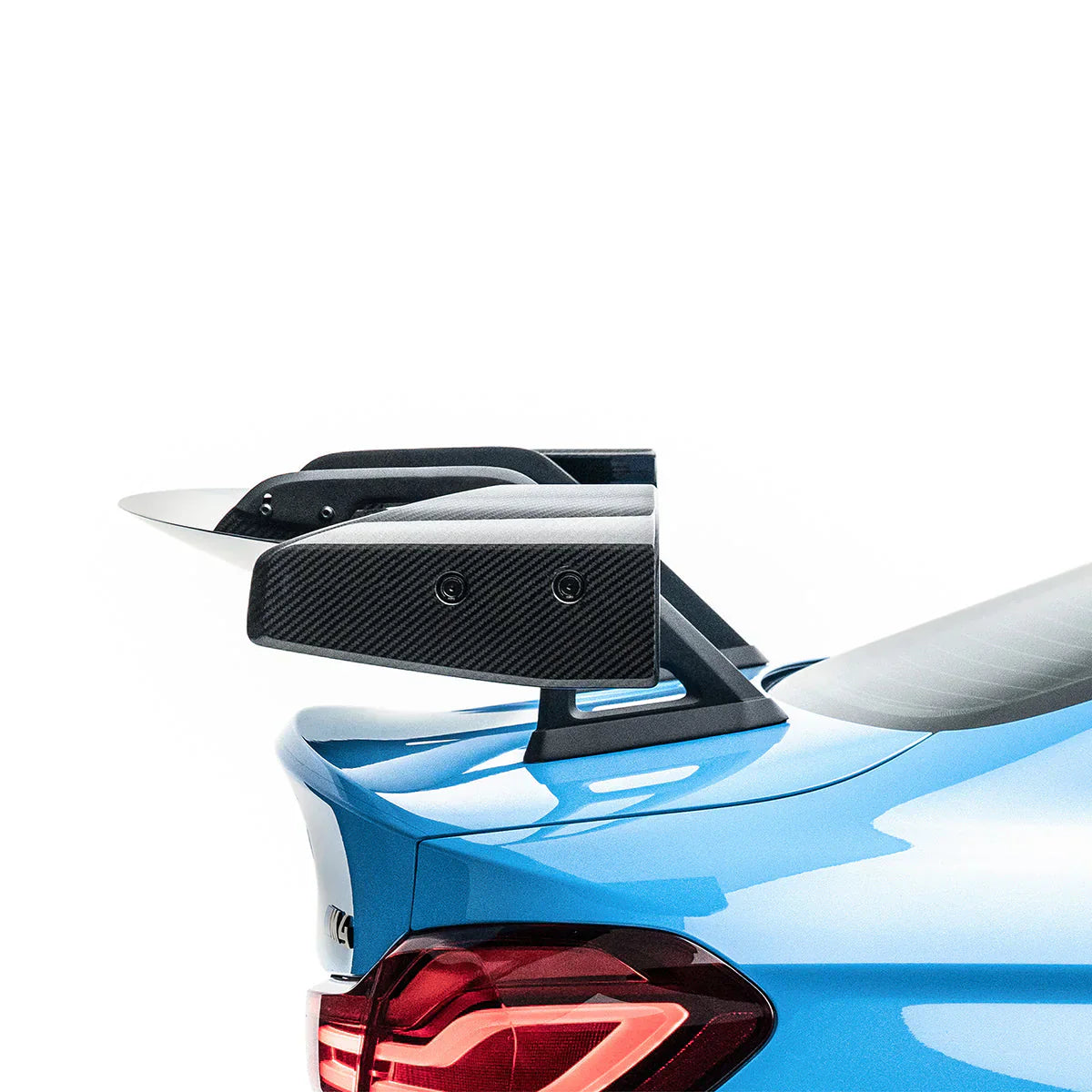 BMW F82 M4 AT-R1 SWAN NECK WING