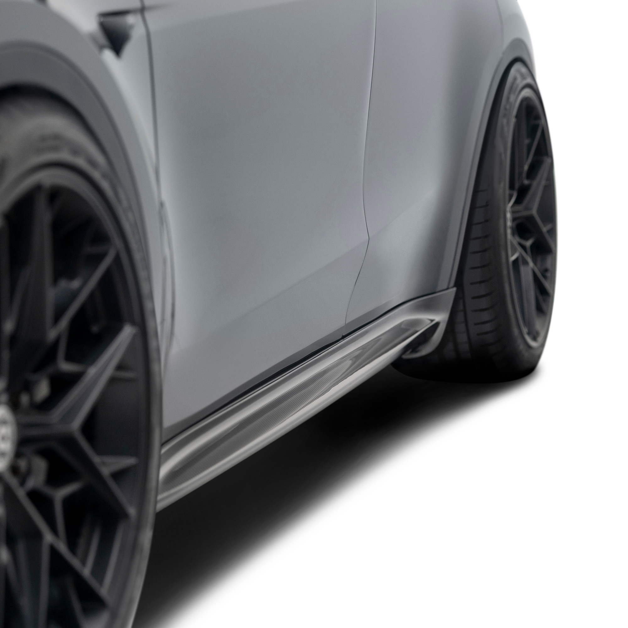 TESLA MODEL Y PREPREG SIDE SKIRTS V1