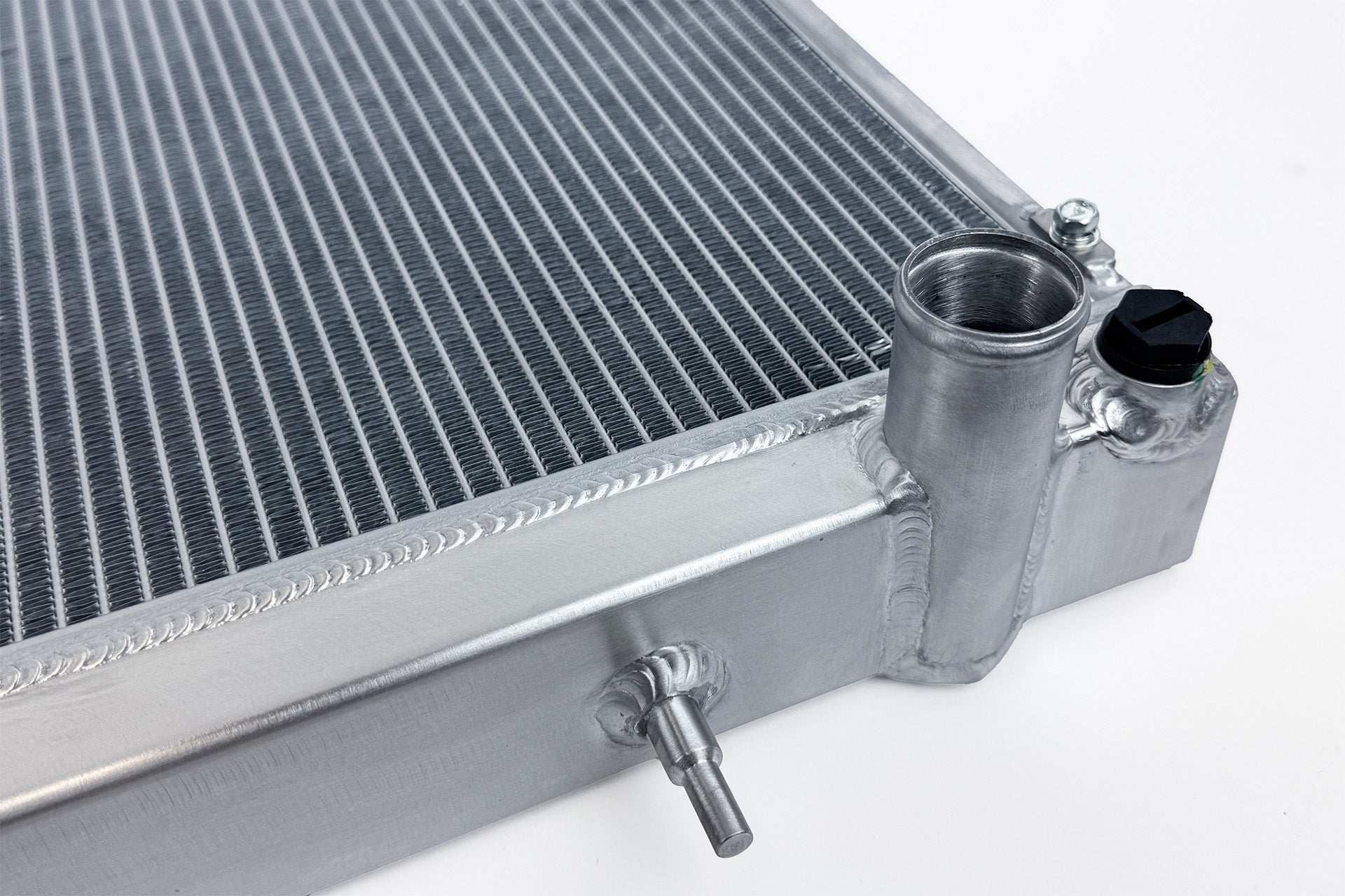 CSF #7229 R32 Skyline GT-R/GTS High-Performance All-Aluminum Radiator - Silver