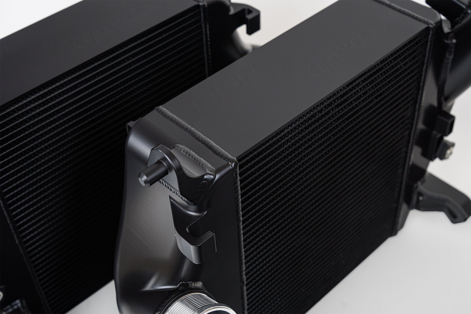 CSF #8211 Lamborghini Urus / Audi RS Q8 Twin Intercooler Set - Thermal Dispersion Black