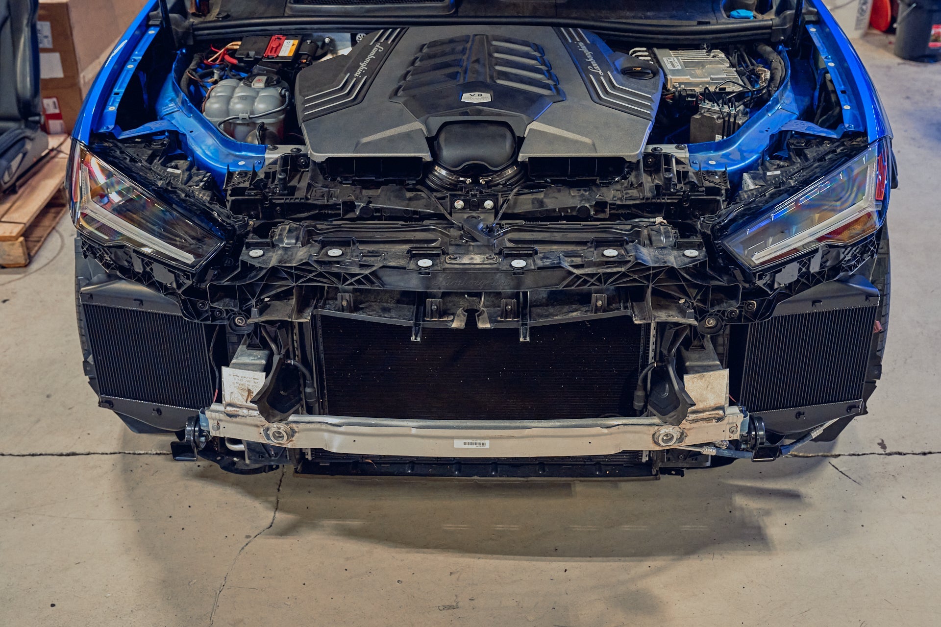 CSF #8211 Lamborghini Urus / Audi RS Q8 Twin Intercooler Set - Thermal Dispersion Black