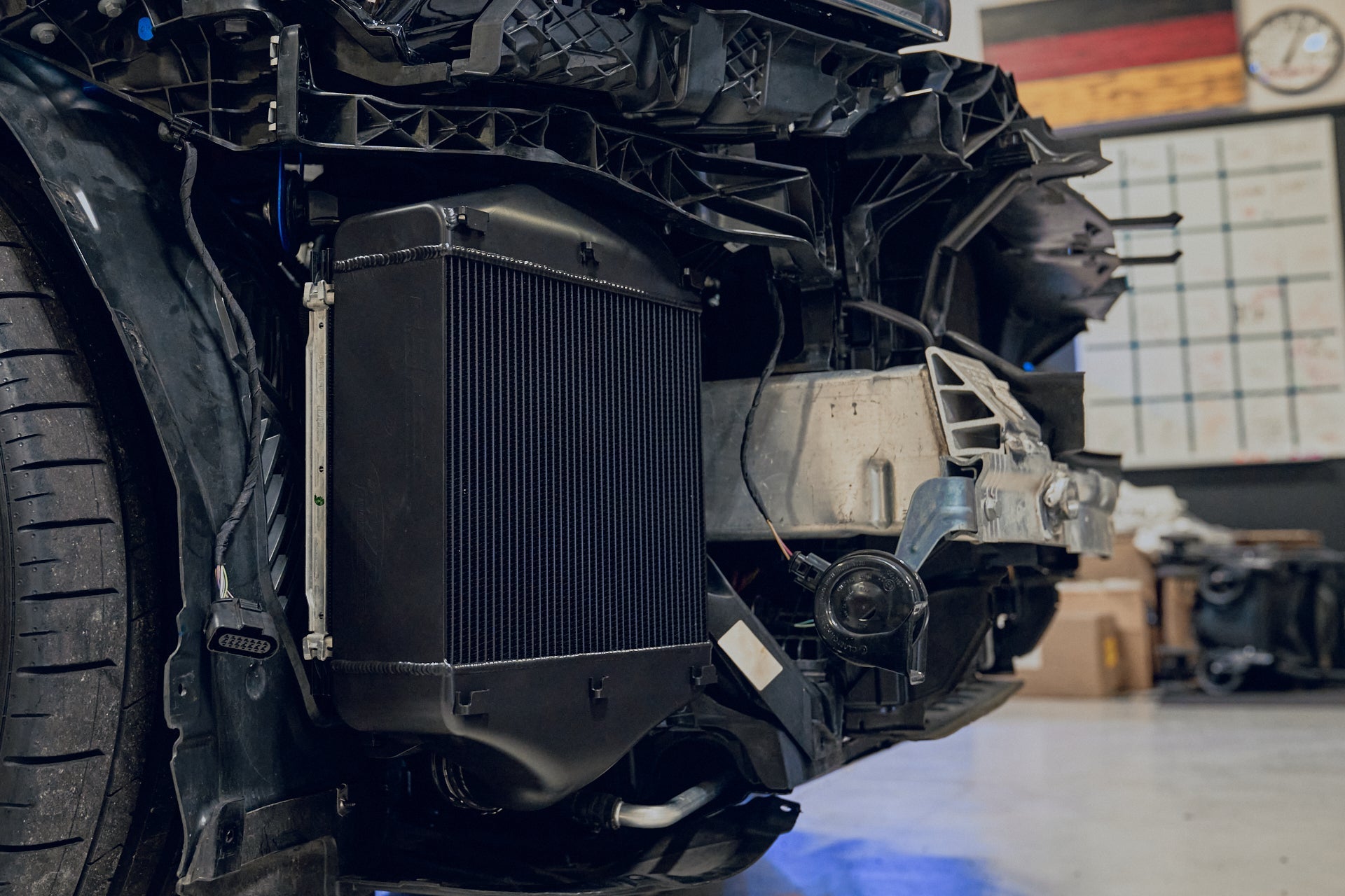 CSF #8211 Lamborghini Urus / Audi RS Q8 Twin Intercooler Set - Thermal Dispersion Black