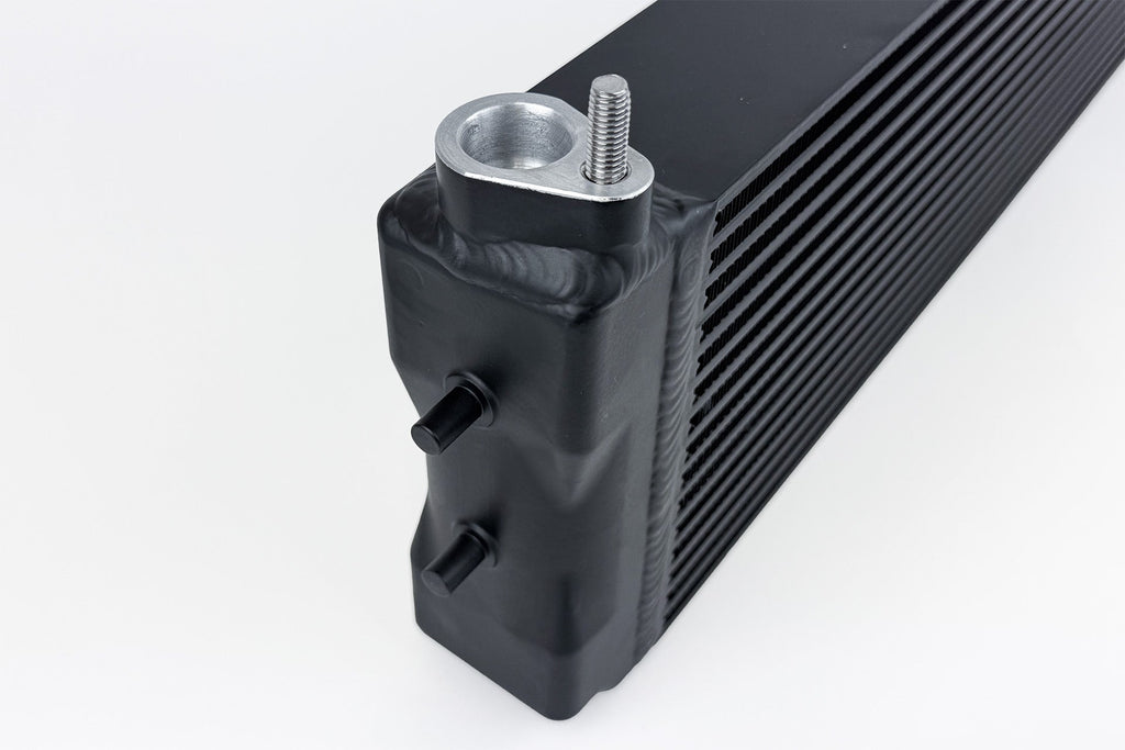 CSF #8317 F1X M5/M6 / F9X M5/M8 / G9X M5 High-Performance Engine Oil Cooler