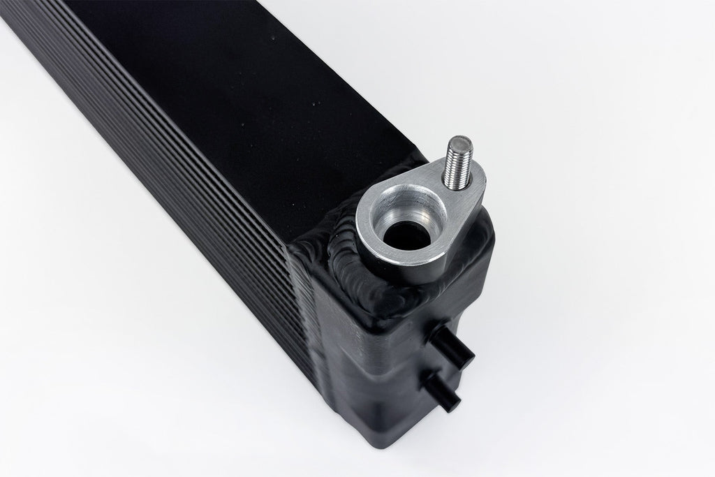 CSF #8317 F1X M5/M6 / F9X M5/M8 / G9X M5 High-Performance Engine Oil Cooler