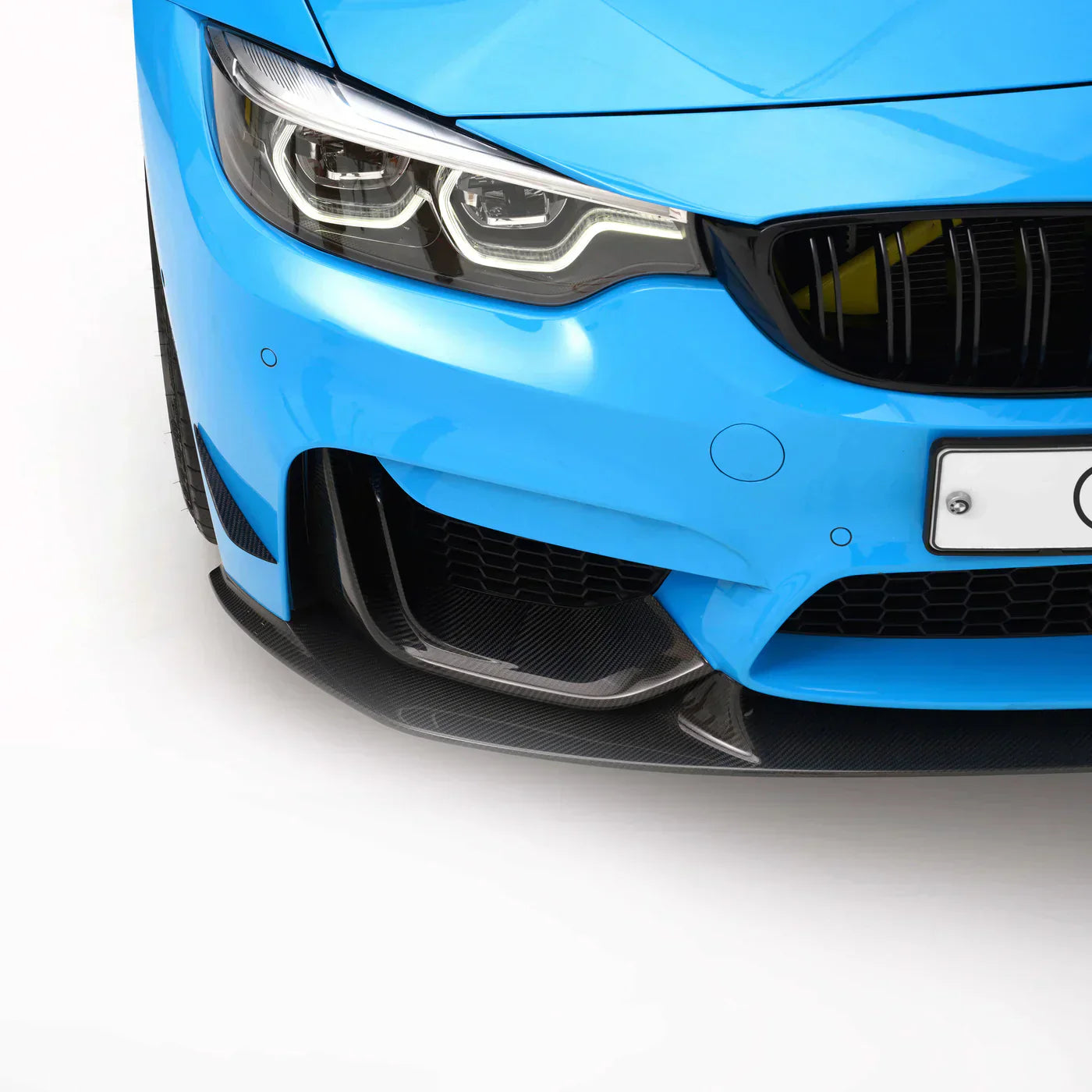 BMW F8X M3/M4 CARBON FIBER FRONT BUMPER CANARDS