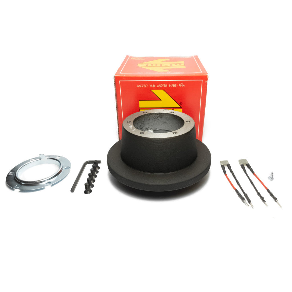 MOMO Steering Wheel Hub Boss Kit Adapter BMW 3 Series (E92) >2005-2013< With Airbag