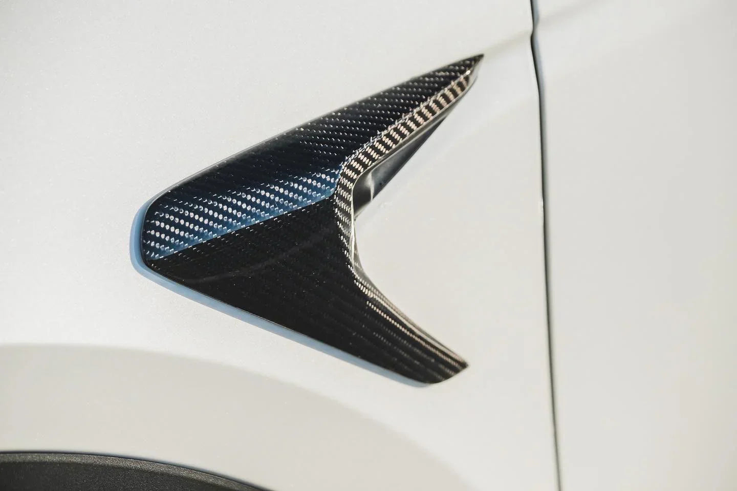 TESLA MODEL Y CARBON FIBER SIDE CAMERA COVERS