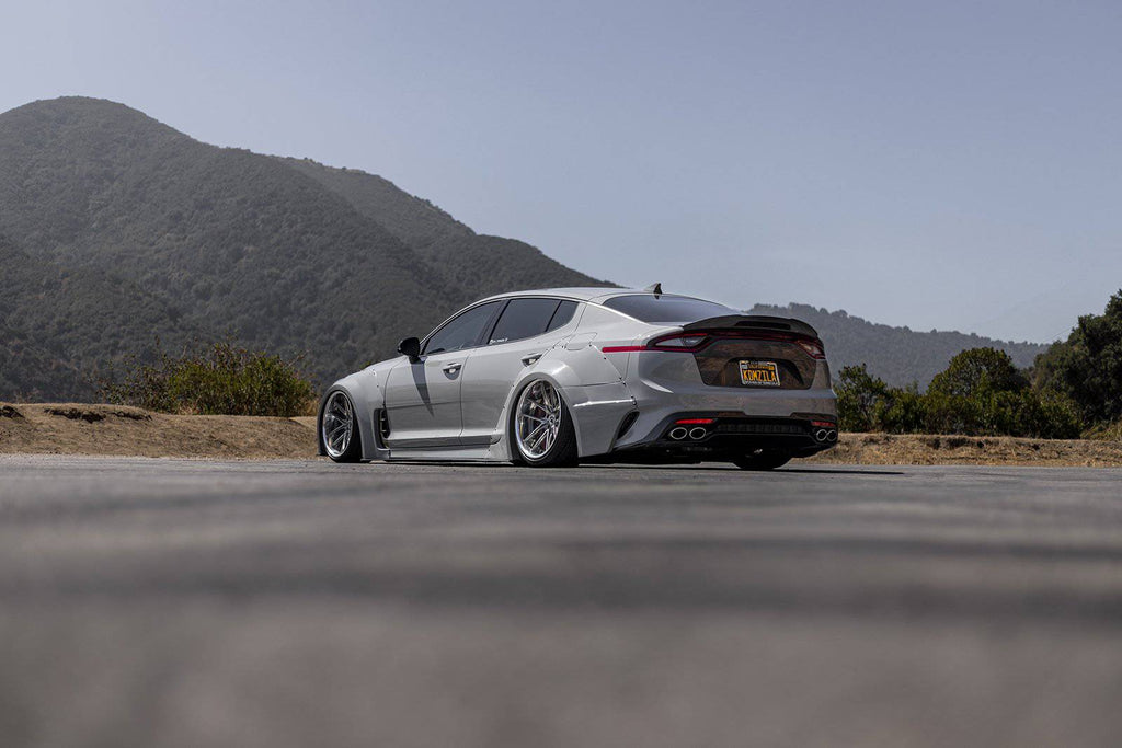 KIA STINGER WIDEBODY