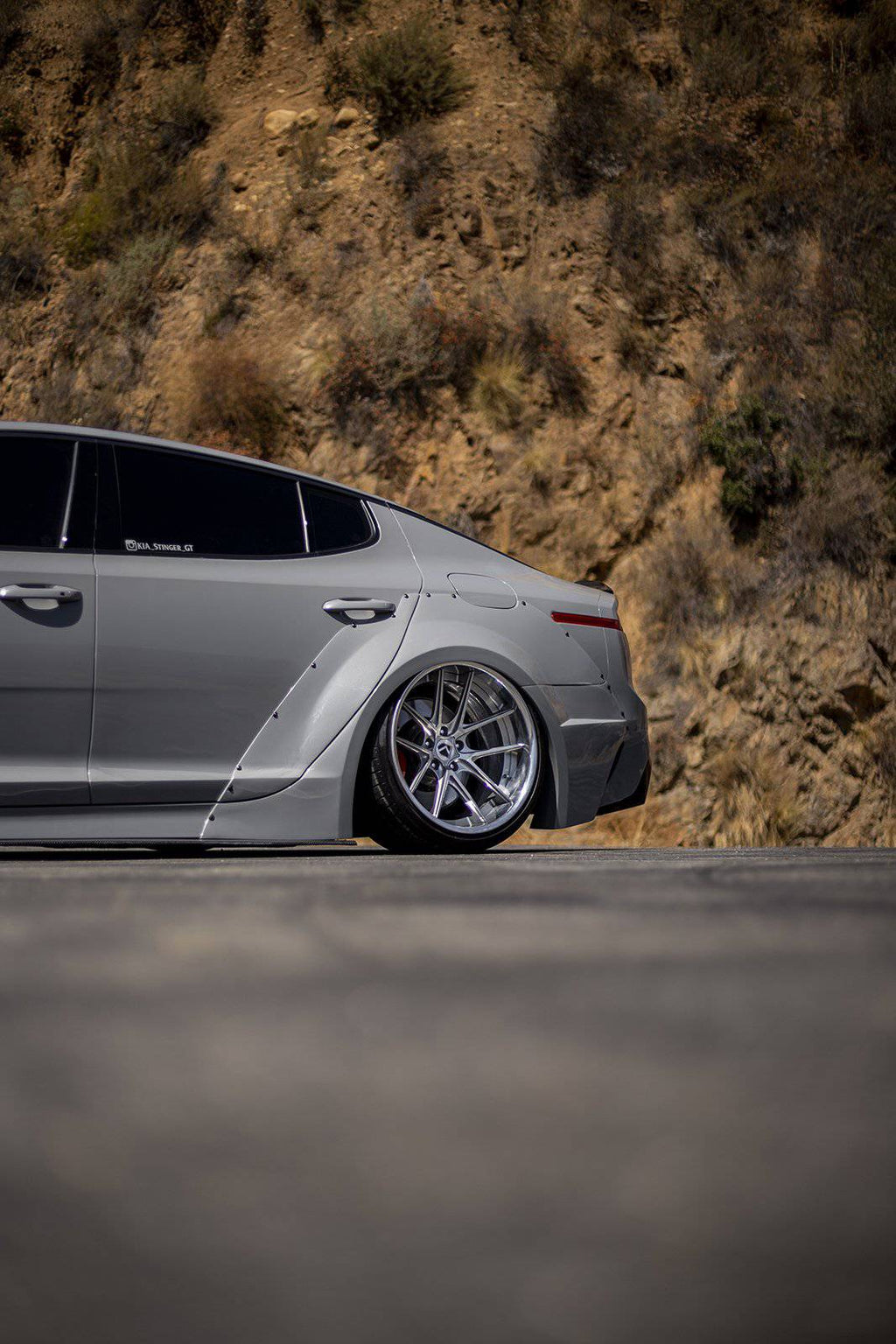 KIA STINGER WIDEBODY