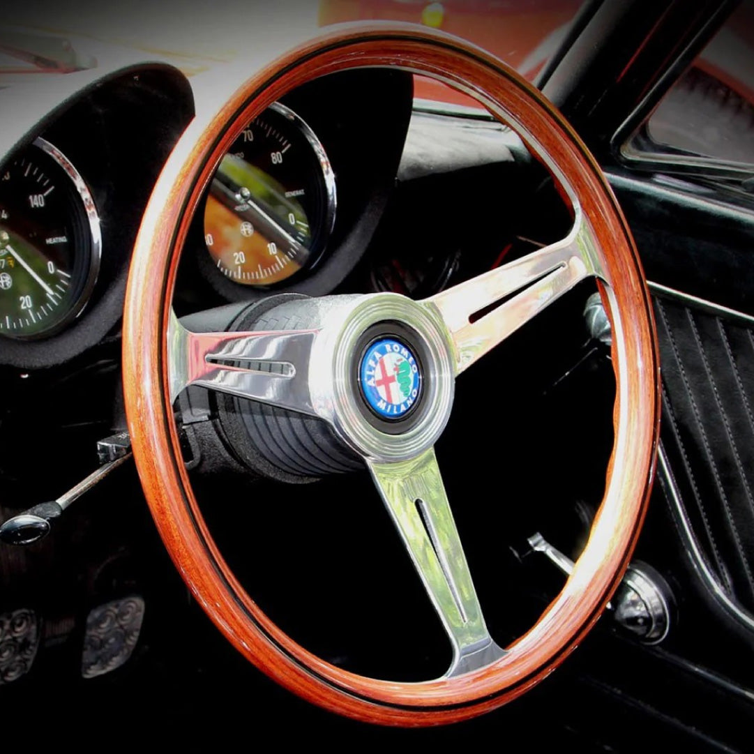 Alfa Romeo Milano Horn Button - Round Lip