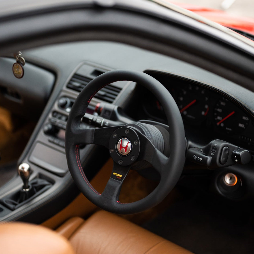 MOMO Tuner Steering Wheel & Honda NSX-R Horn Button & Hub Adapter Boss Kit For Honda NSX NA1 NA2