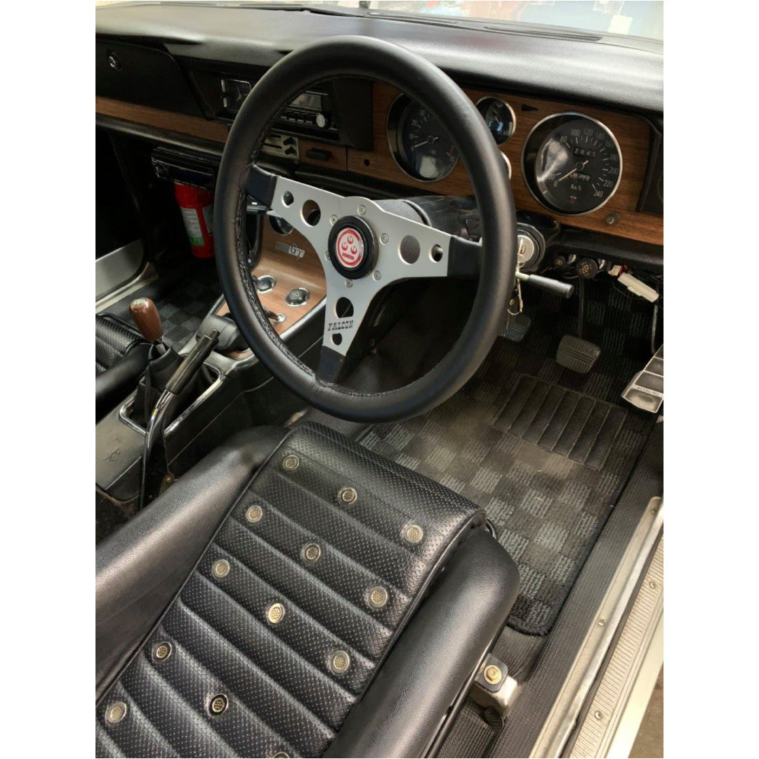 RS Watanabe Falcon Steering Wheel Silver